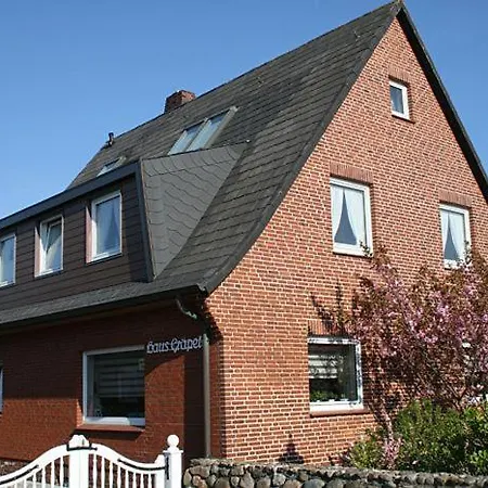 Апартаменты Haus Graepel App 1 Хёрнум